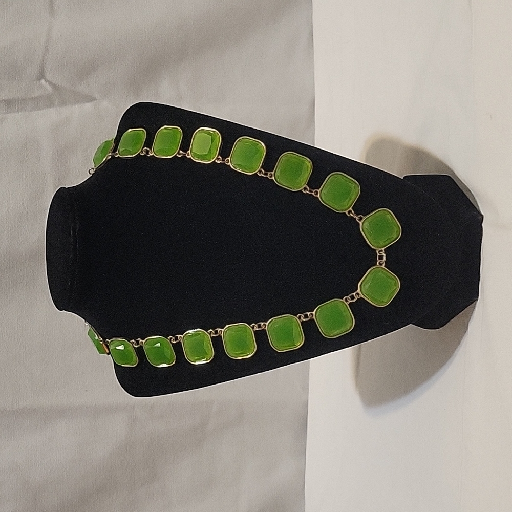 Talbots Cushion Cut Square Bezel Set Green Gemstone Look Adjustable Gold Chunky